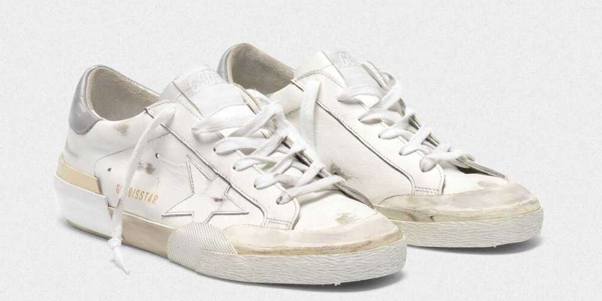 silhouettes like the Slipstream Golden Goose Sneakers Lo
