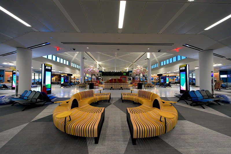 https://airportslounges.com/newark-airport-lounges/