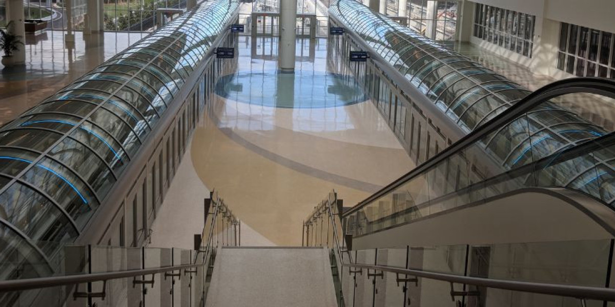 Navigating the Hub of the Skies: Exploring United Airlines' O'Hare Terminal