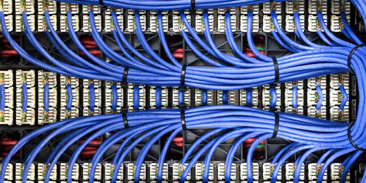 Why Professional Network Cabling Contractors Are Worth the Investment