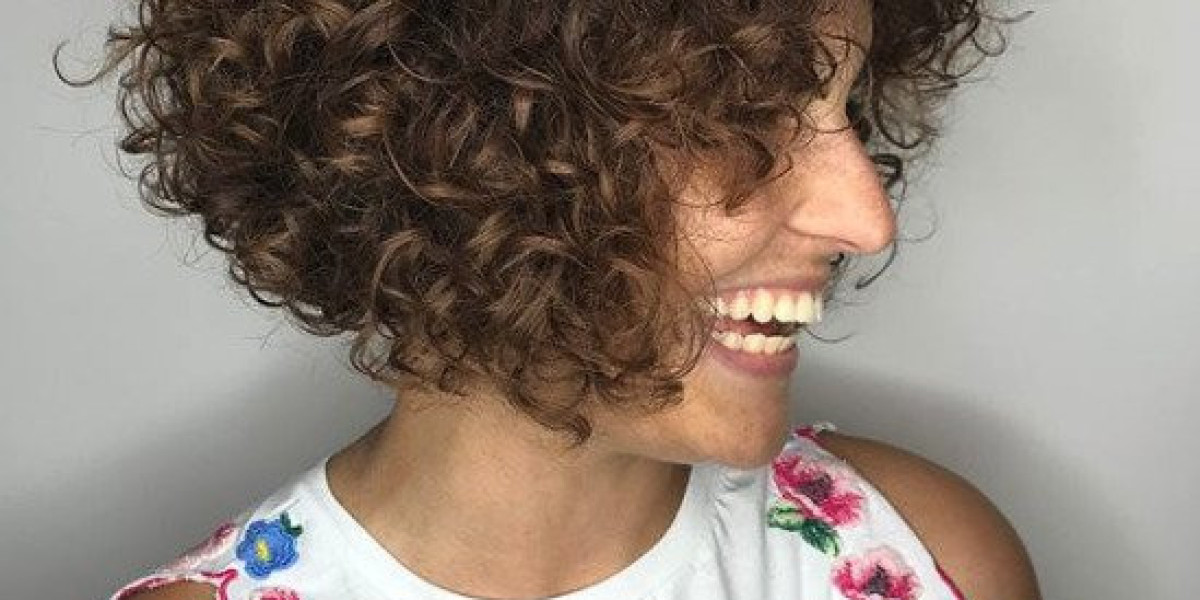 CURLY HAIR CARE & TIPS