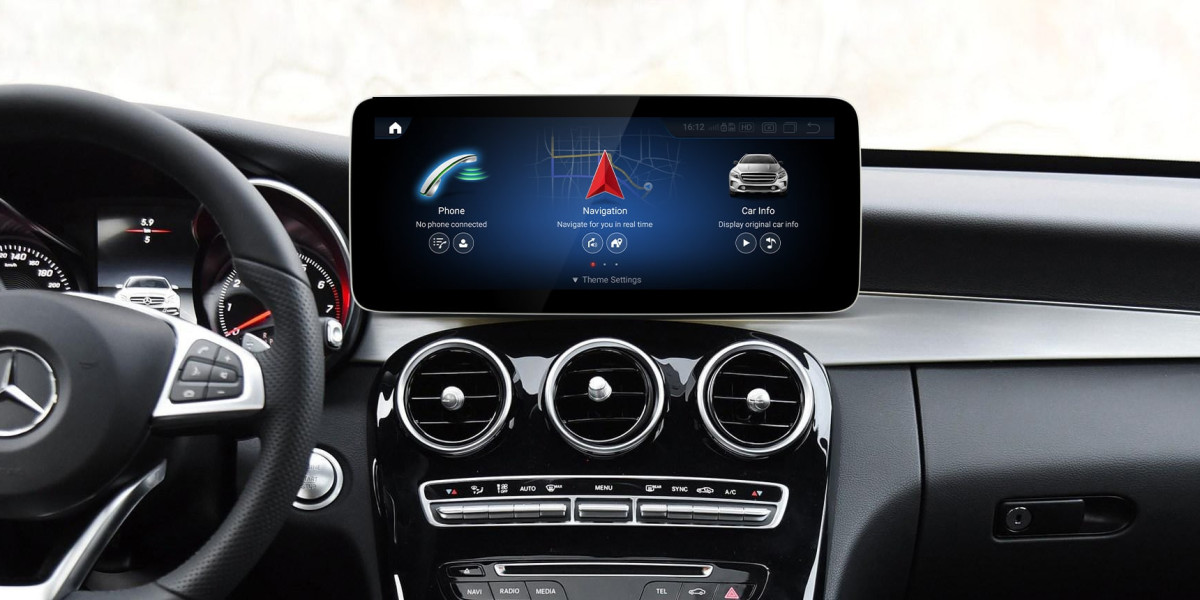 What features does the BMW navigation system have?