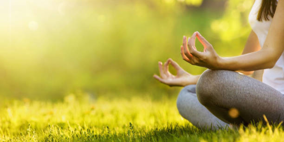 Immersive 200-Hr Yoga Teacher Training     in Goa
