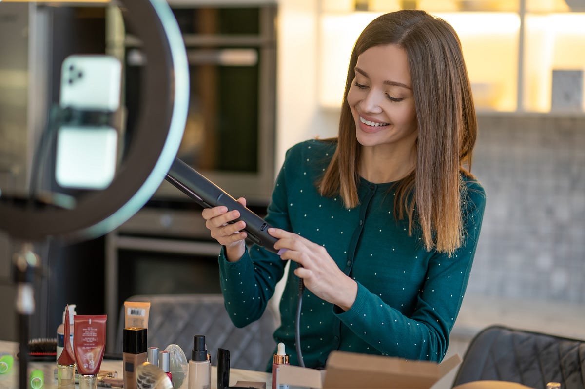 Maximizing Beauty Care: The Power of Online Parlour Booking Apps