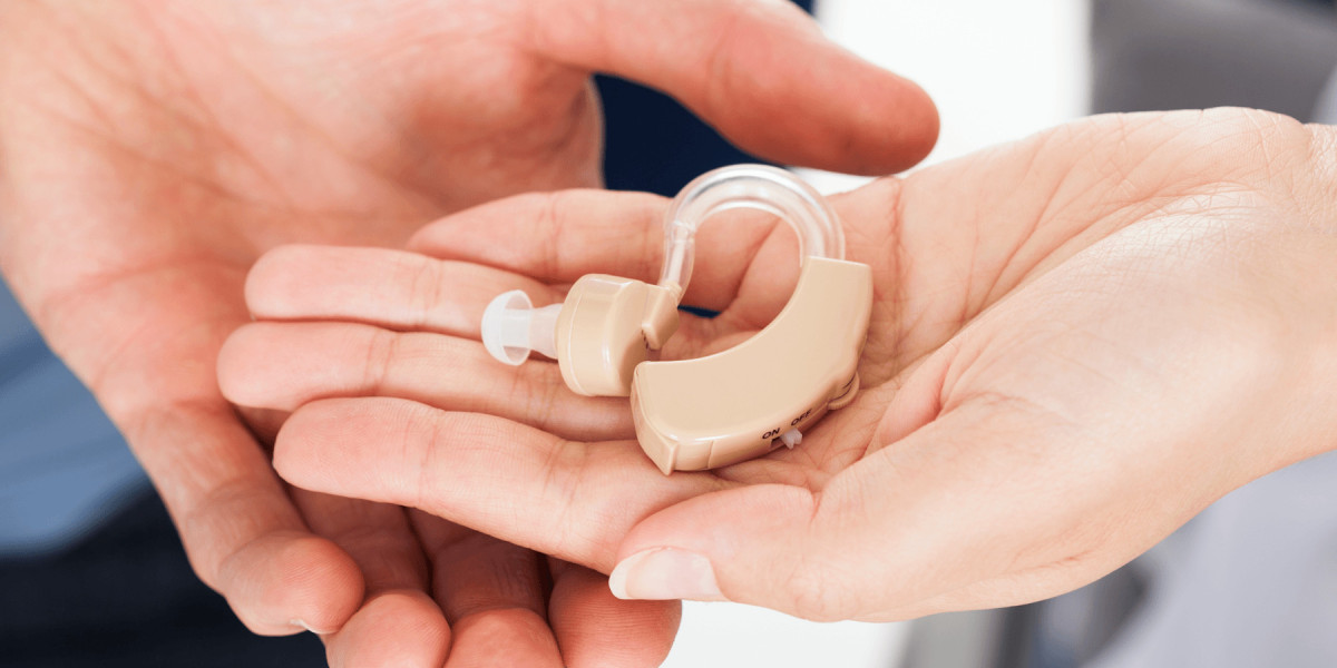 Over-The-Counter Hearing Aids Market 2023 Size, Dynamics & Forecast Report to 2032