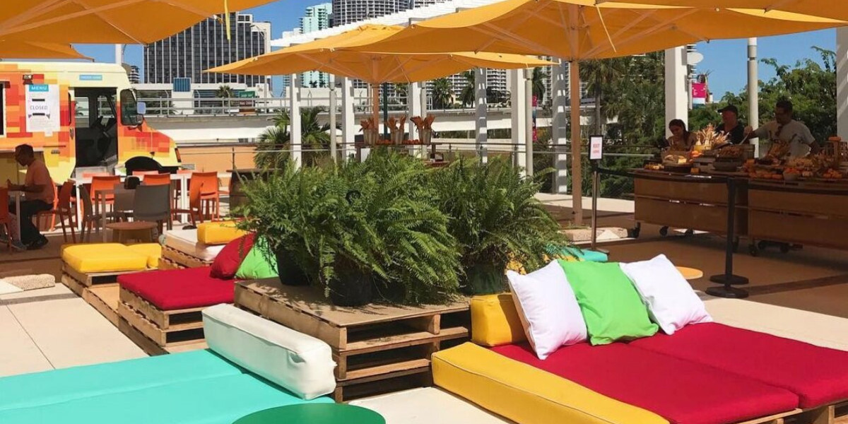 Elevate Your Event with New Orleans Lounge Furniture Rental