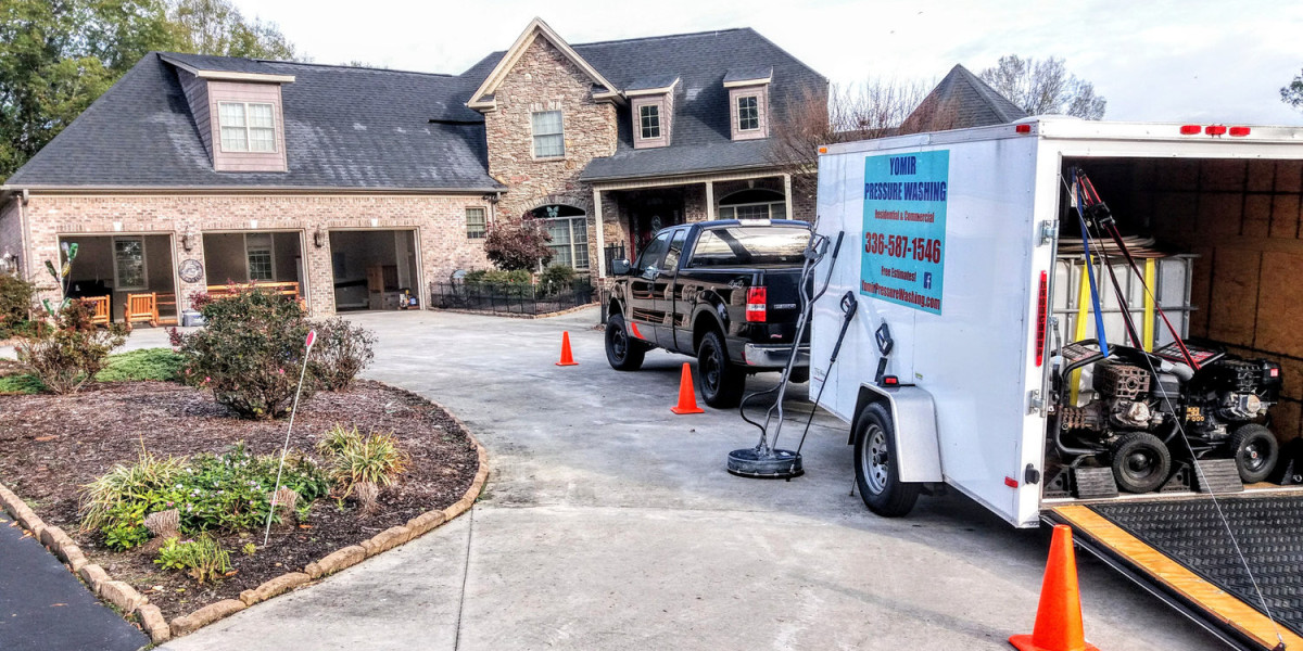 Pressure Wash Services in North Carolina: Revitalize Your Space