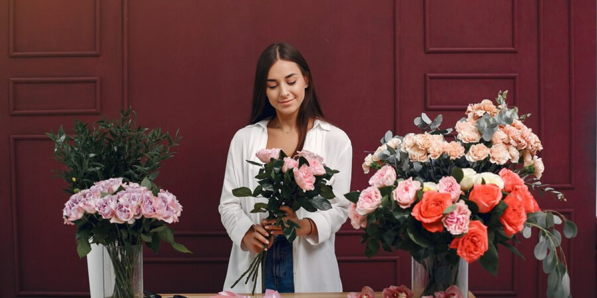 Wholesale Carnations and Roses: Elevate Your Floral Business with the Finest Blooms