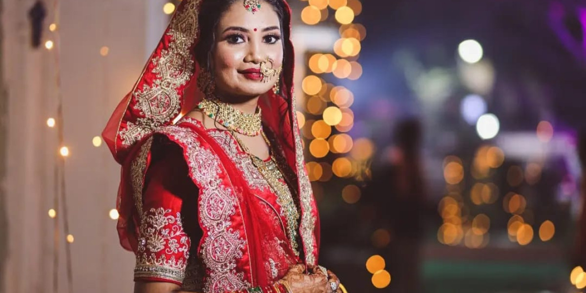 How Can a Wedding Photographer in Patna Customize Packages?