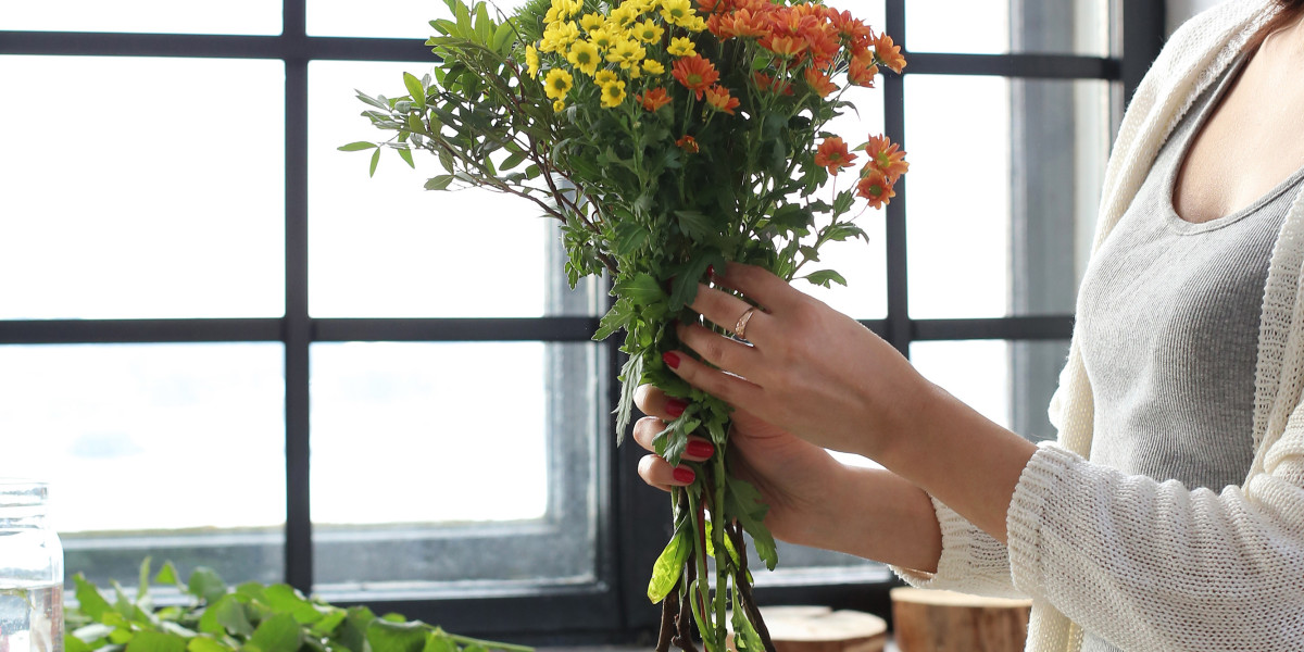 Celebrate in Style: Bachelorette Party and Bridal Shower Ideas at Hometown Flower Co.