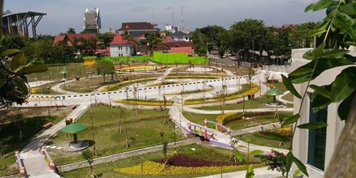 Mengunjungi Taman Wisata Kaca Mayang, Pekanbaru