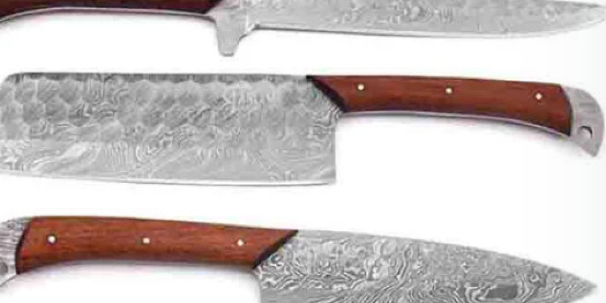 Transform Your Cooking with a Damascus Knife Set