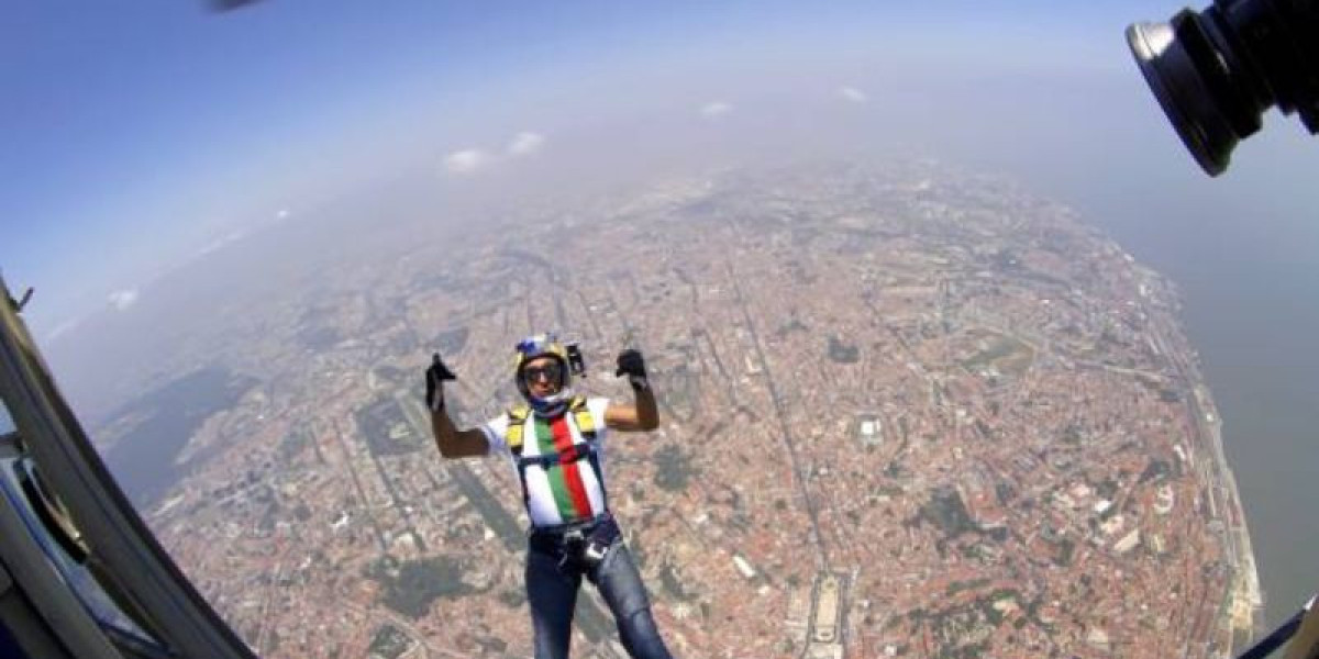 What to Expect at Dubai Sky Views Edge Walk: Tips and Tricks