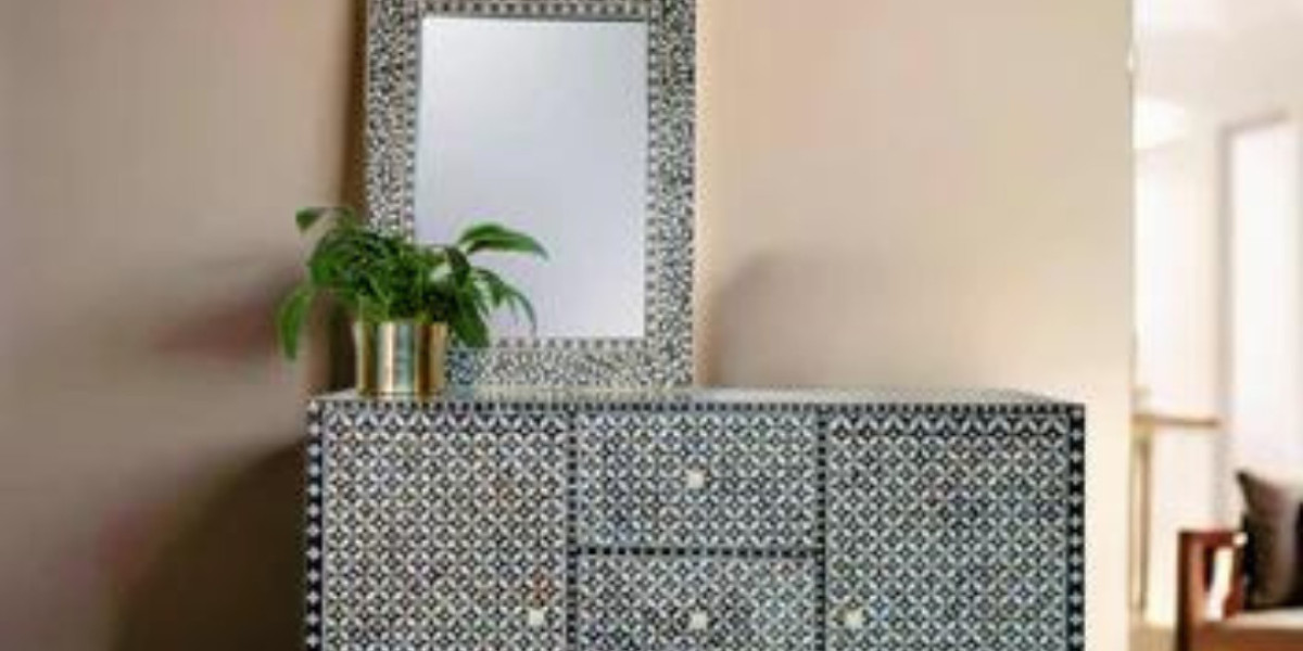 Brighten and Beautify Your Living Room with Modern Wall Mirror Designs