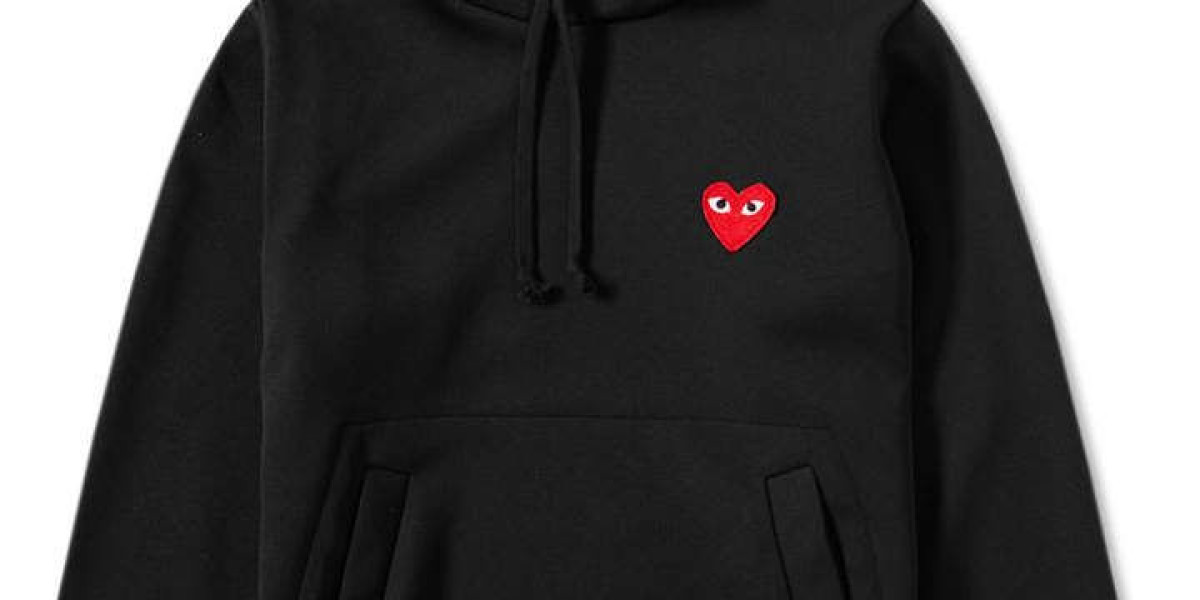 The CDG Hoodie: A Fashion Icon for Streetwear Enthusiasts