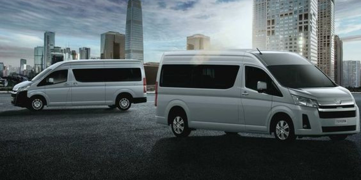 Menciptakan Kenangan Tak Terlupakan Keunggulan Toyota Hiace untuk Perjalanan Bersama Orang Tercinta