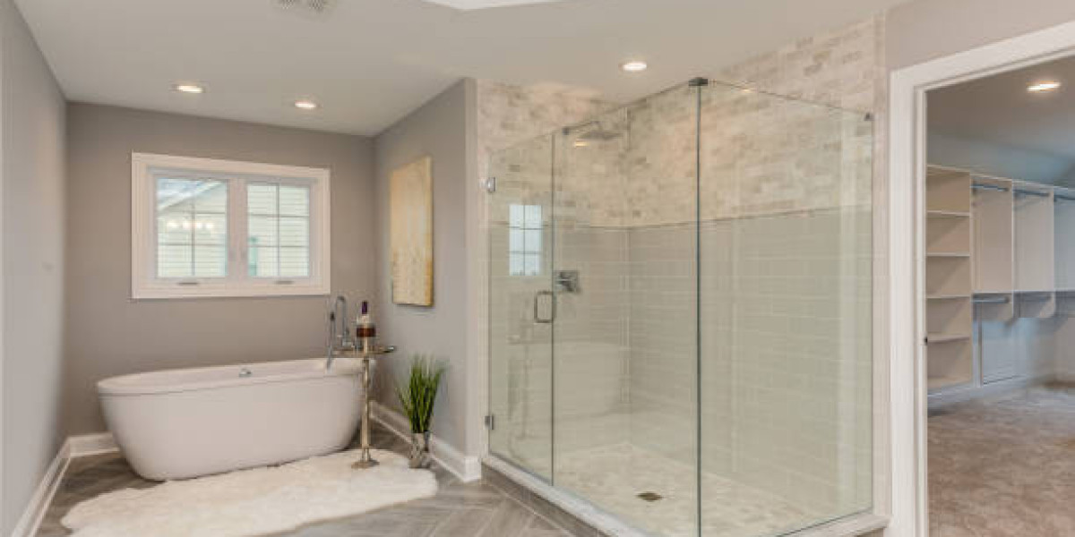 Glass Mirrors: Tips for Choosing the Right Size and Shape for Any Room