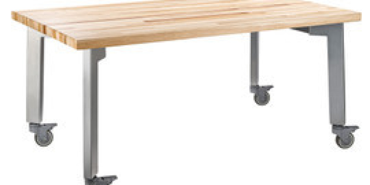 What features should I look for in a mobile table?