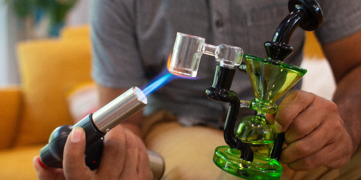 Mastering the Art of Glass Bongs and Dab Nails: A Comprehensive Guide