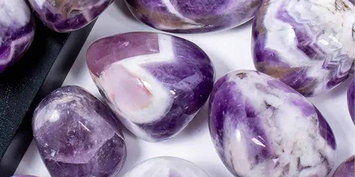 Caring for Your Amethyst Jewelry: Keeping Its Deep Purple Vibrant