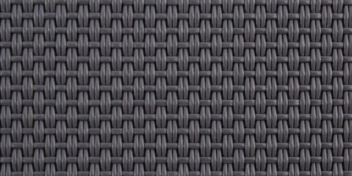 Exploring the Versatility of PVC Mesh Fabric