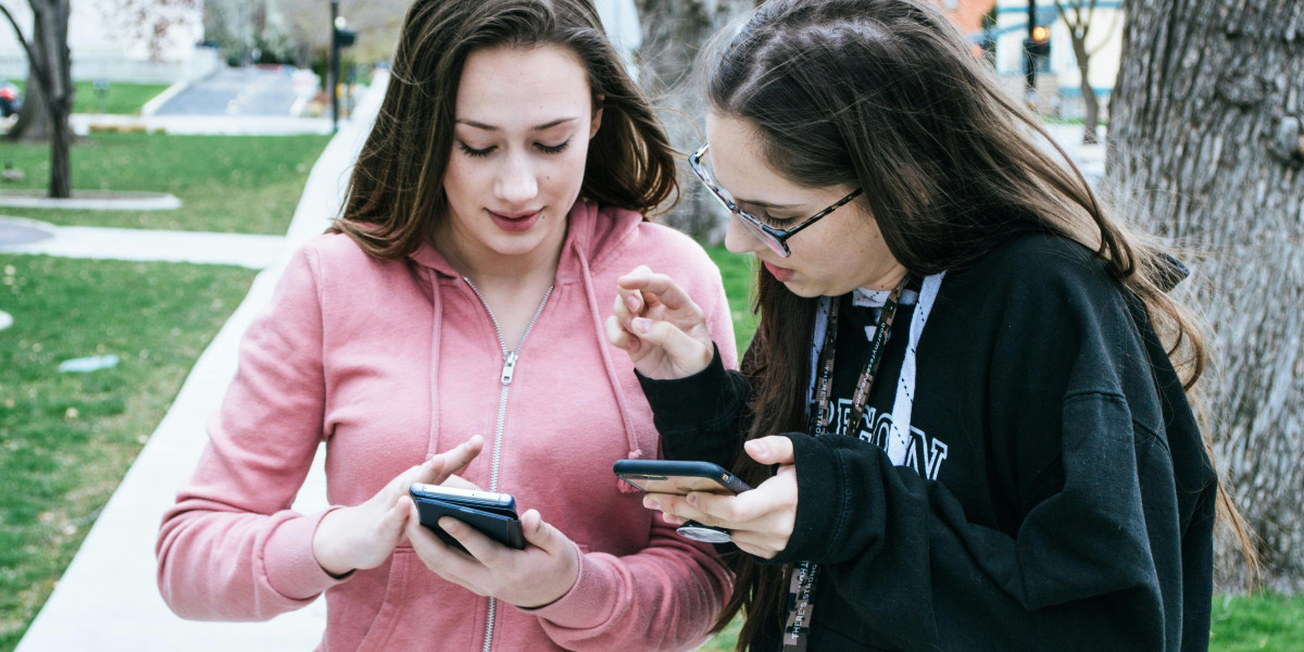 Understanding the Technology Behind Cell Phone Jammers: How They Work