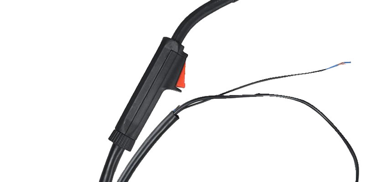 Enhancing Collaboration in Welding with Robotic Welding Torches