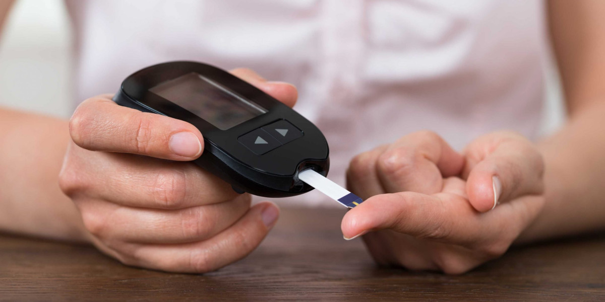 The Role of Technology in Transforming Blood Glucose Monitoring in Russia