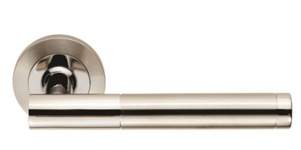 Why Stainless Steel Door Handles are Best Suitable for Your Home in London