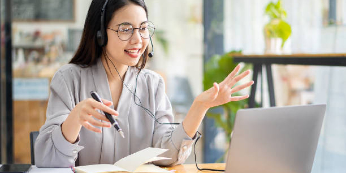 Essential Tools for Online Learning & Remote Teaching Mastery