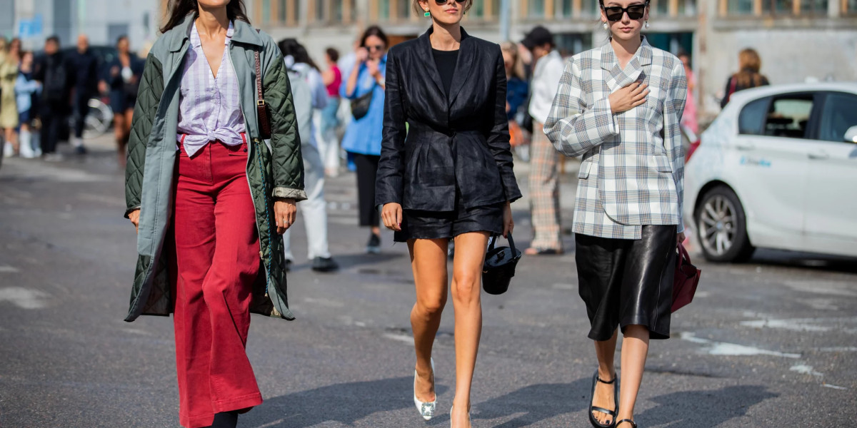 had a front row view of her opulent Loewe and twisted tailoring