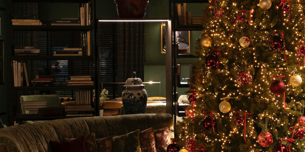 Fast Delivery of Christmas Trees: Ensuring a Stress-Free Holiday Season