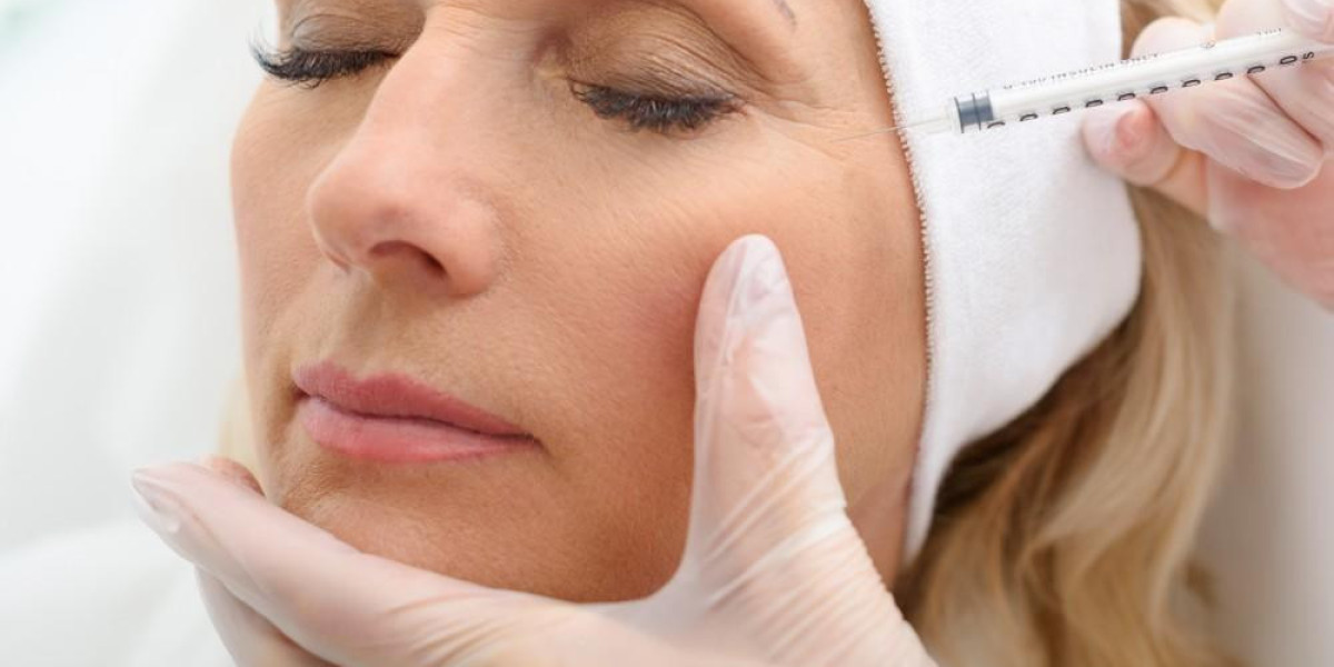 Botox for a Non-Surgical Brow Lift in Islamabad