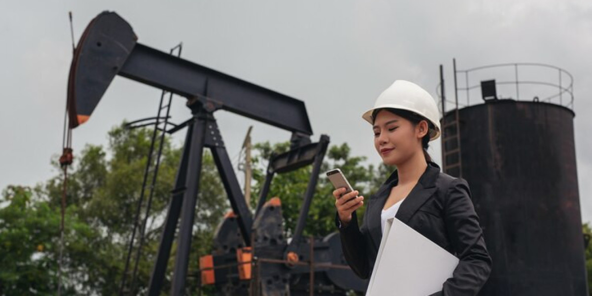 The Future of the Oil Condition Monitoring Market: Opportunities and Challenges