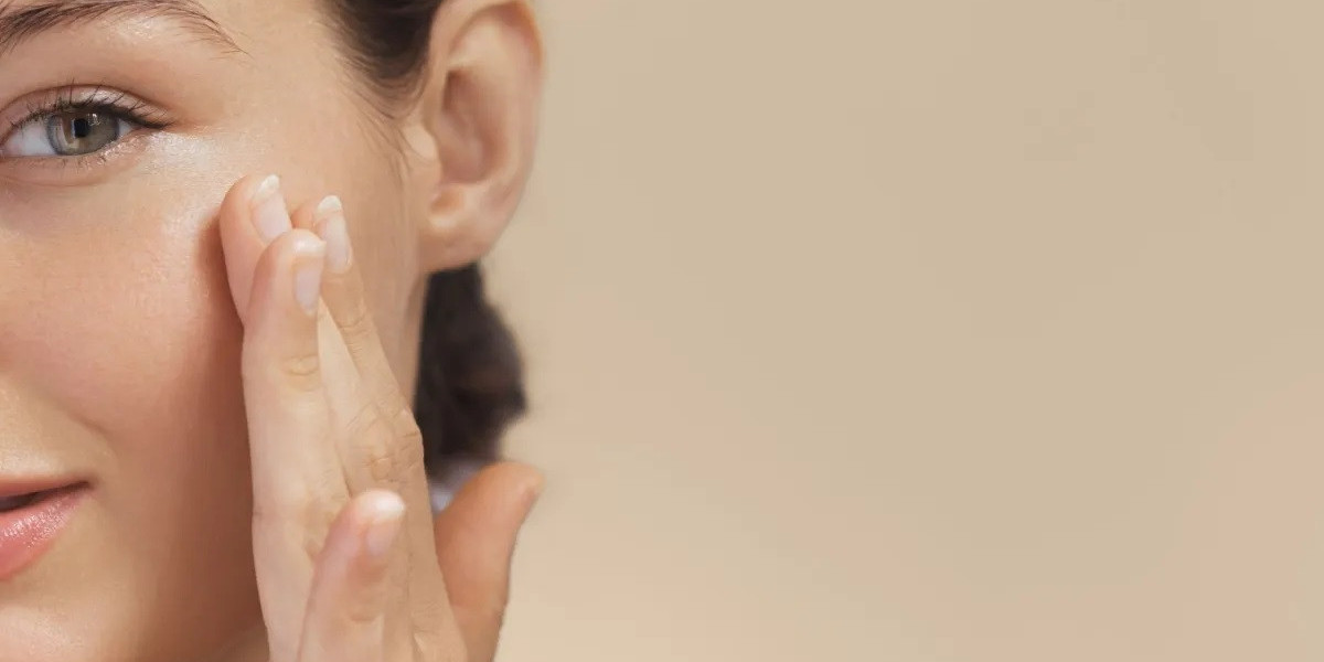 How Do Celebrities Lighten Their Skin?