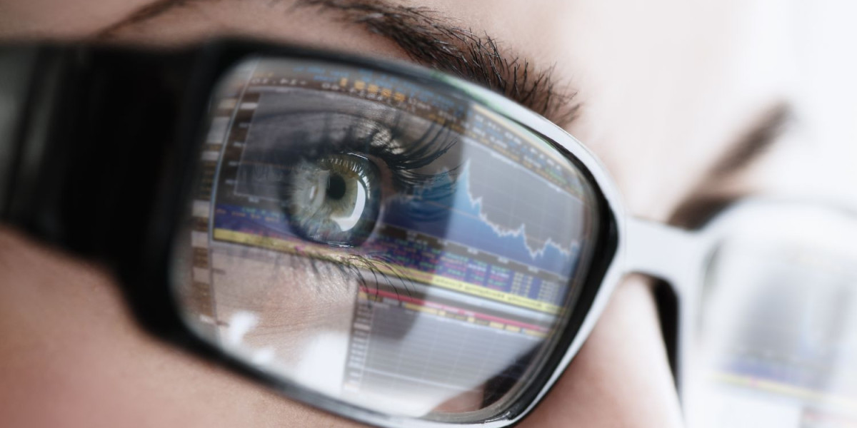 Anti-Reflective Coatings Market Trend: A Comprehensive Overview