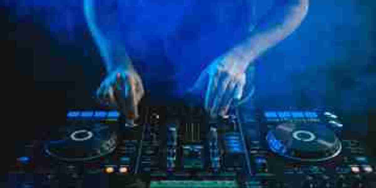 Turn Up the Vibe: DJ SKaZ Delivers Top-Rated DJ Hire Services in Newcastle