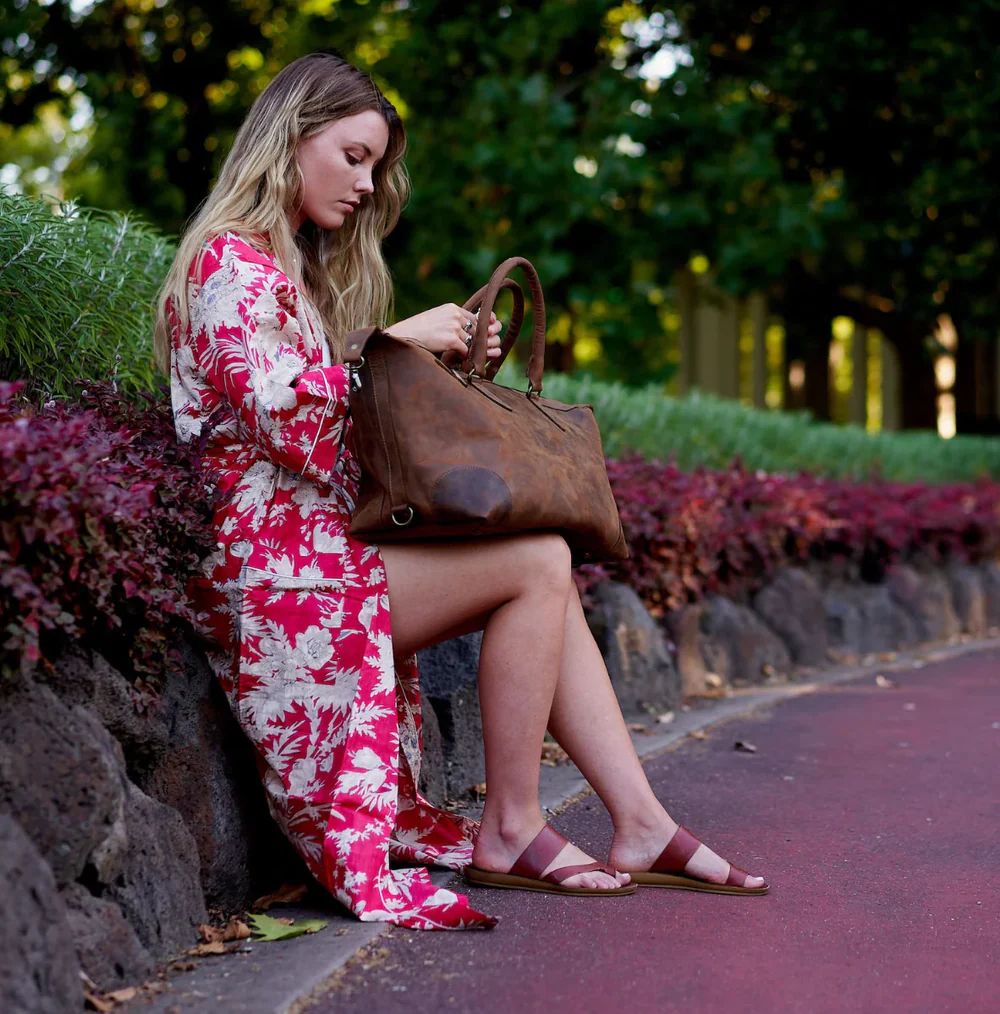 Why Every Woman Needs a Leather Tote Bag in Her Wardrobe – Melborne Leather Co.