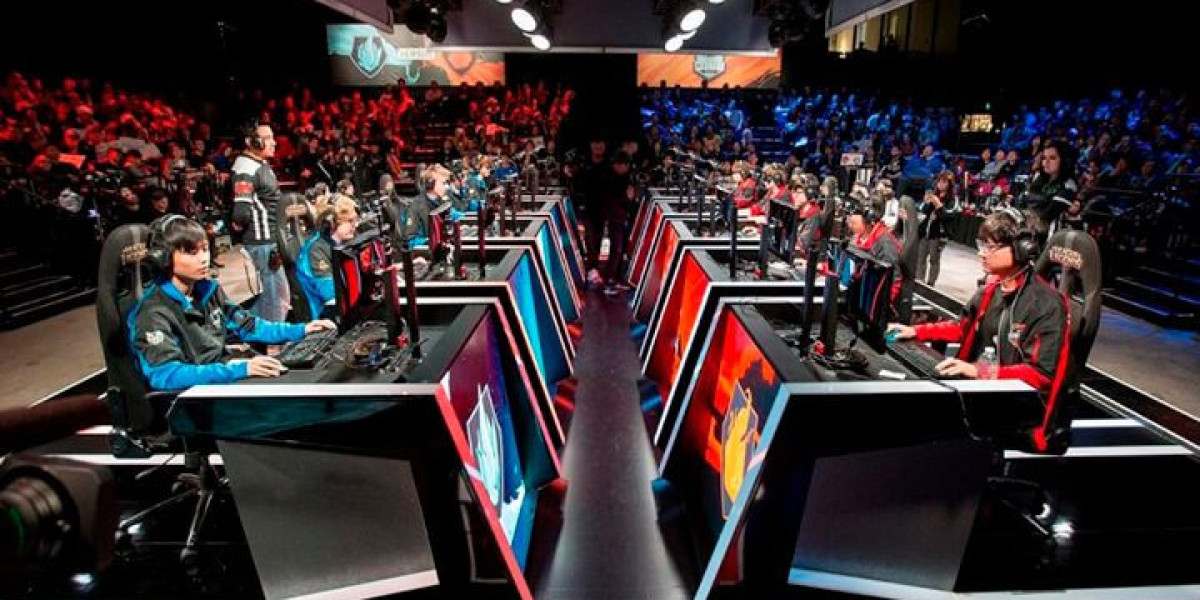 Explosive Growth of the Esports Market in 2025: Trends, Challenges & What’s Next
