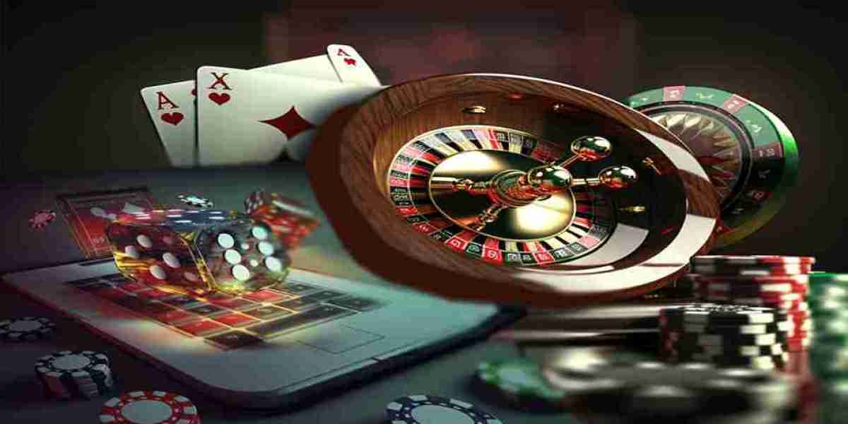 May 27, 2024 Uncategorized  Wolf777 Popular Poker Variants and Strategies to Win Big