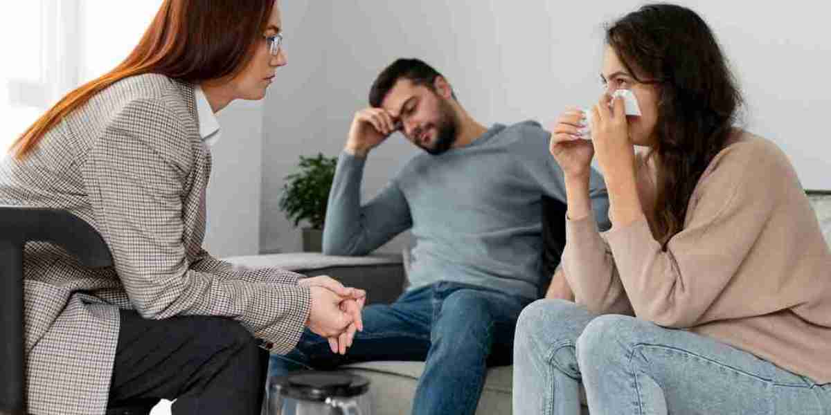 Can Couples Counseling Help You Reconnect Emotionally?