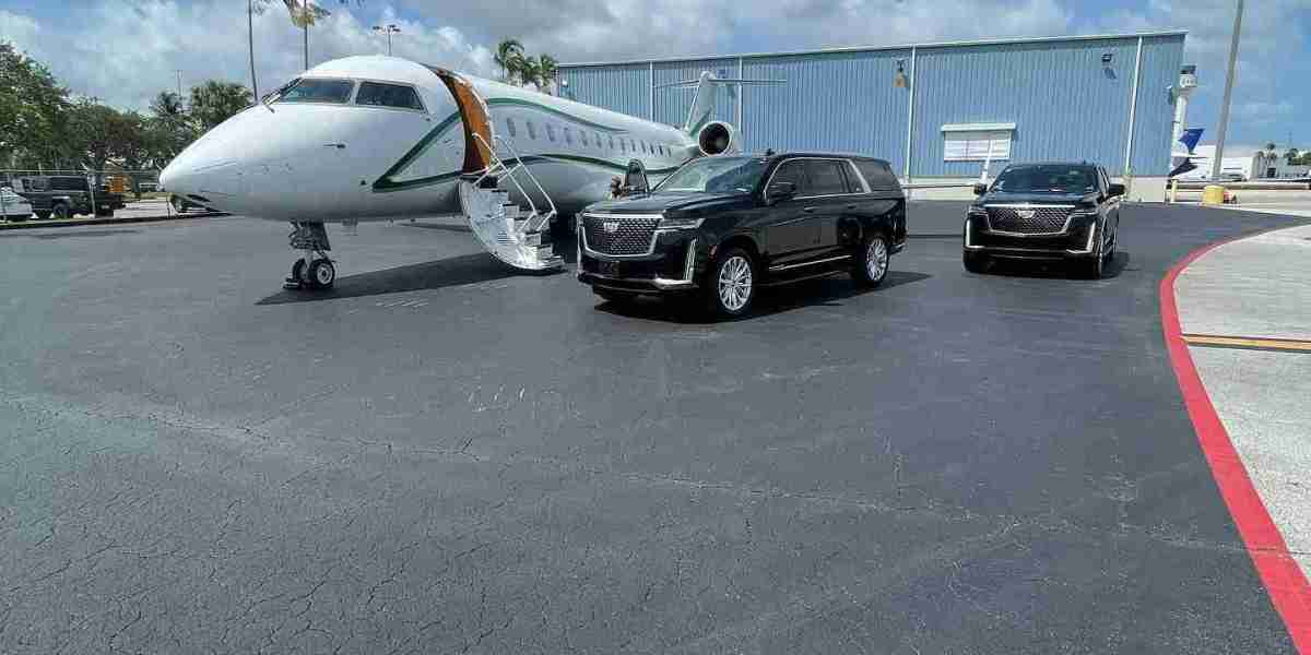 Experience the Best of Miami Limo Rental with Luxury Airport Limo Miami Services