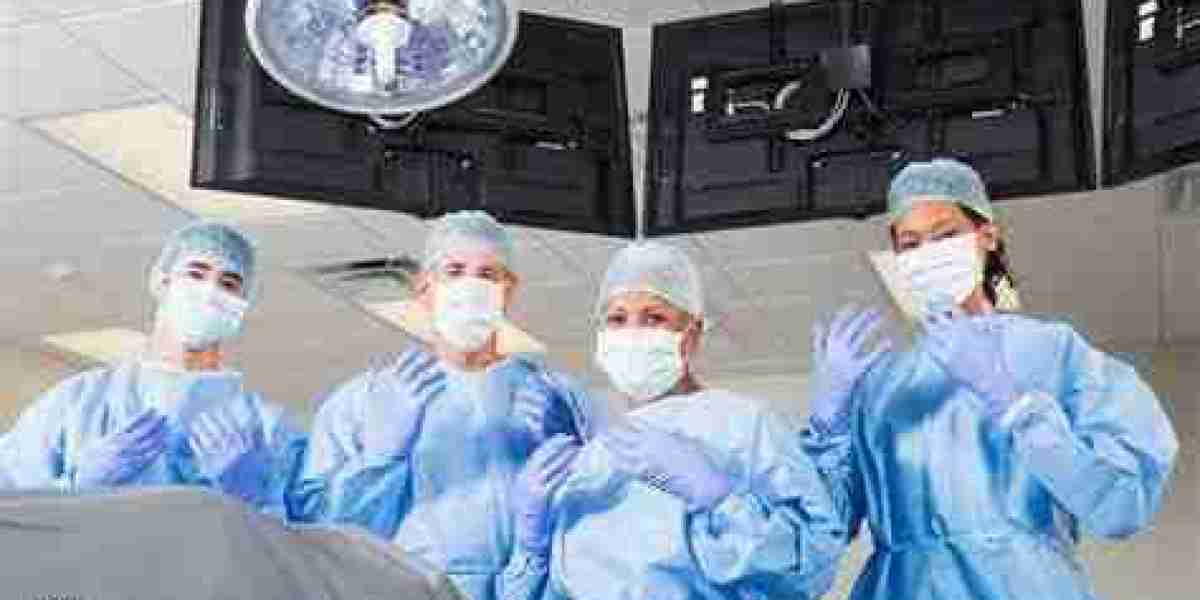 Why Choose a Plastic Surgeon in Los Angeles Like Dr. Arezou Yaghoubian?