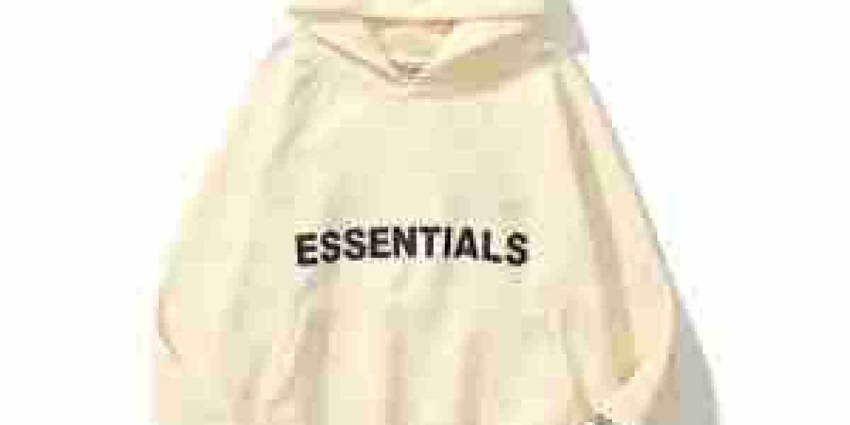 Essentials Hoodie Styling Tips and fashion