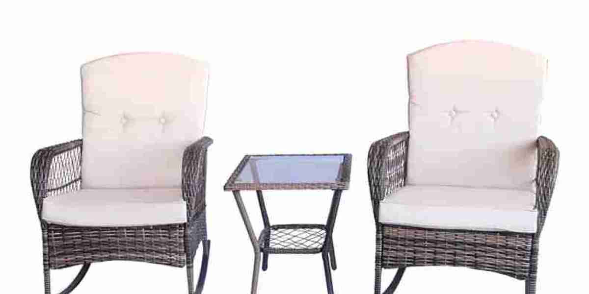 How to Enhance Your Outdoor Living with the Right Furniture