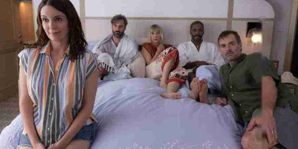 Netflix's The Four Seasons - Tina Fey's Vision