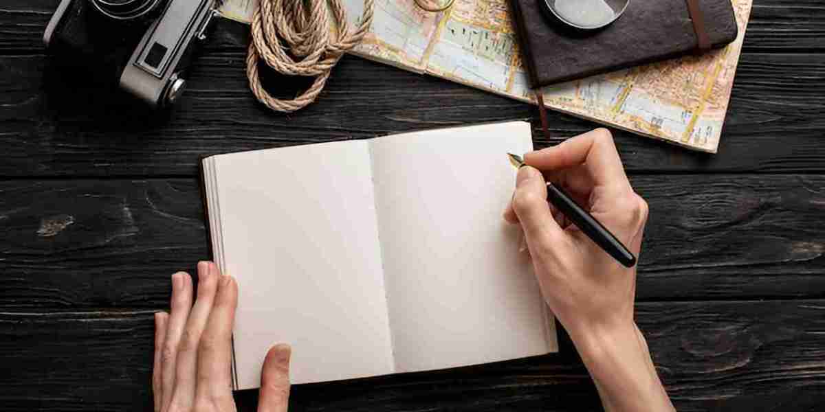 The Ultimate Guide to the Traveler's Notebook: Your Perfect Travel Companion