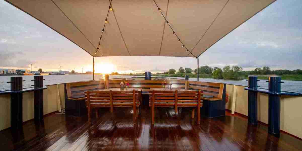 Why the Pontoon Market Is Making Waves in Marine Infrastructure