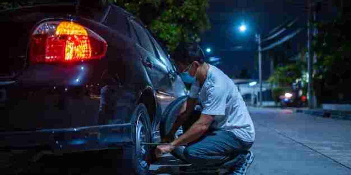 Emergency Roadside Tire Change and Mobile Tire Repair