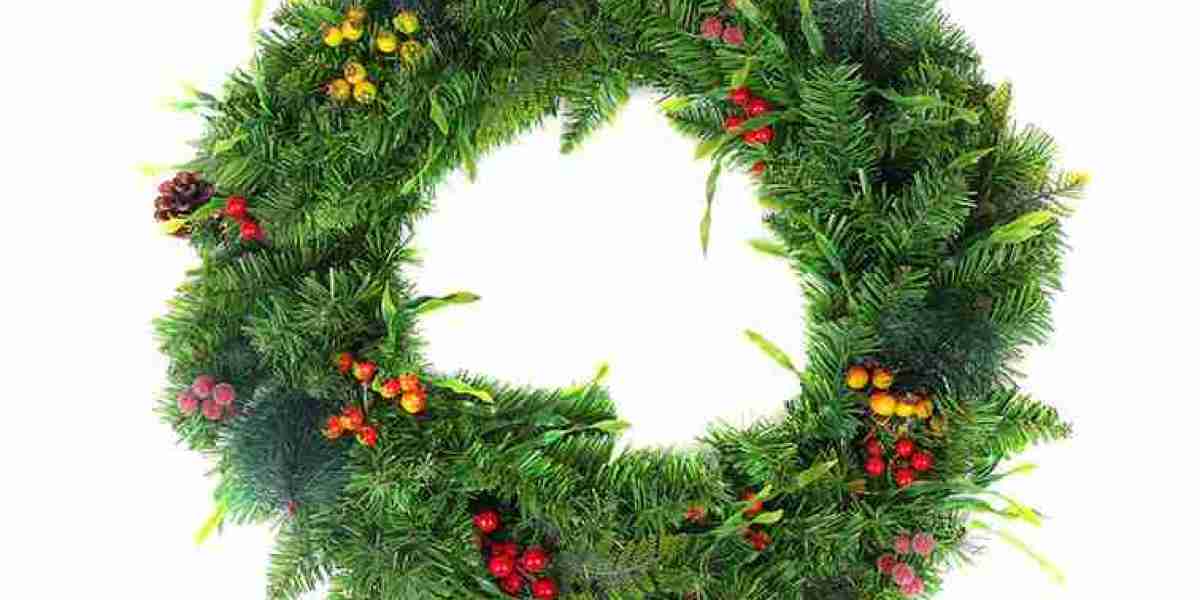 The Magic of a Mixed Christmas Wreath